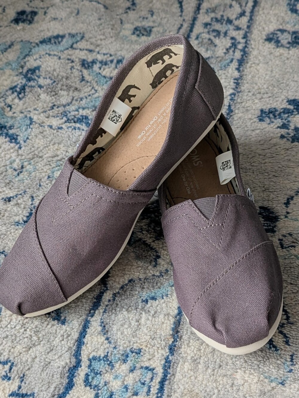 TOMS Women's Classic Slip-On Canvas Shoes - Gray, NWOT